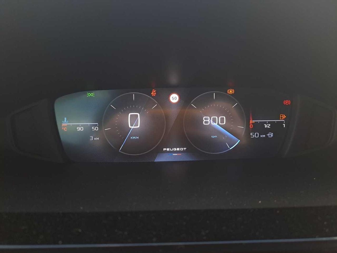 Peugeot Peugeot 308 usata, con 2 prese usb-c posteriori
