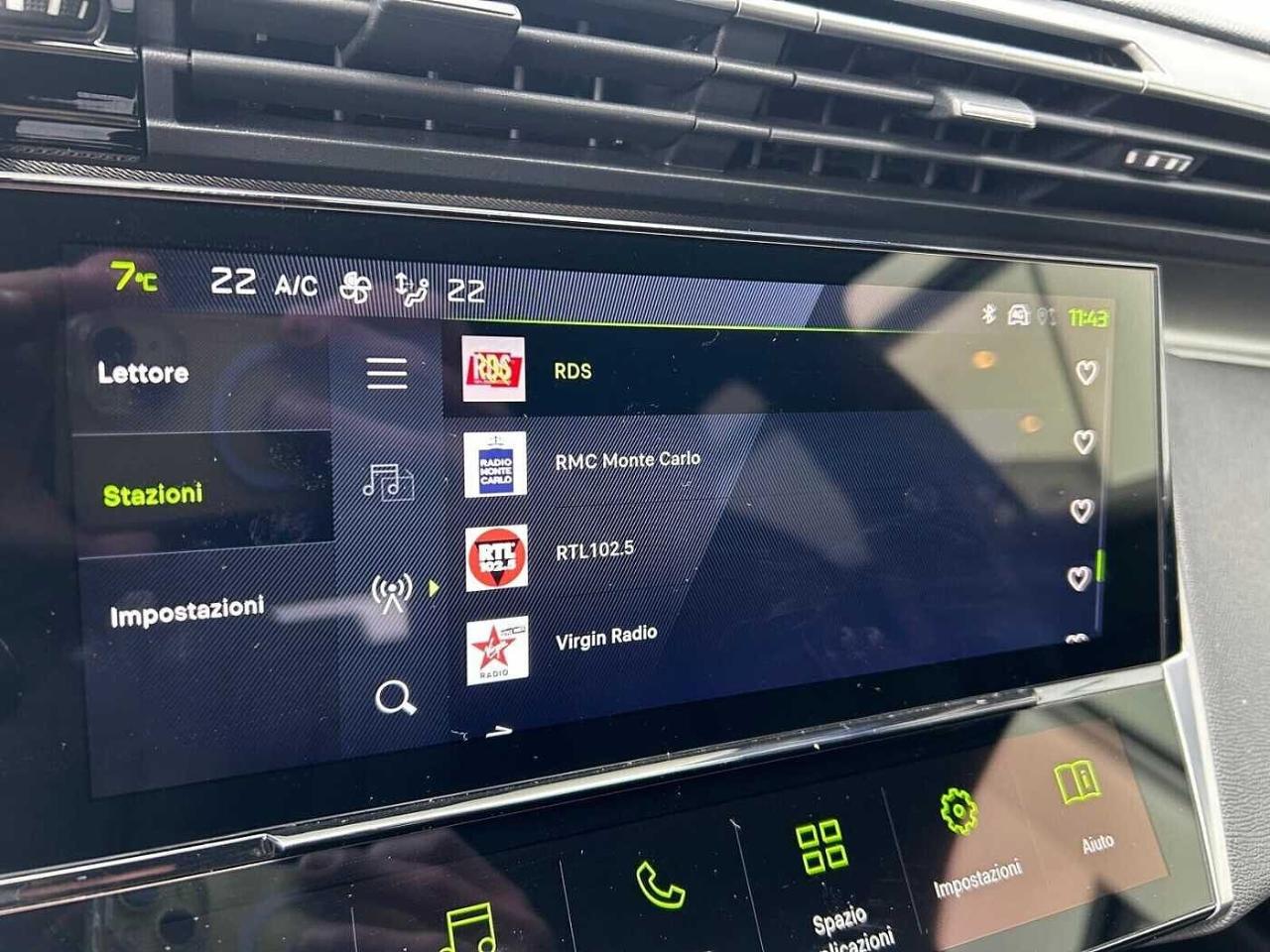 Peugeot Peugeot 308 usata, con badge logo peugeot sul passaruota anteriore