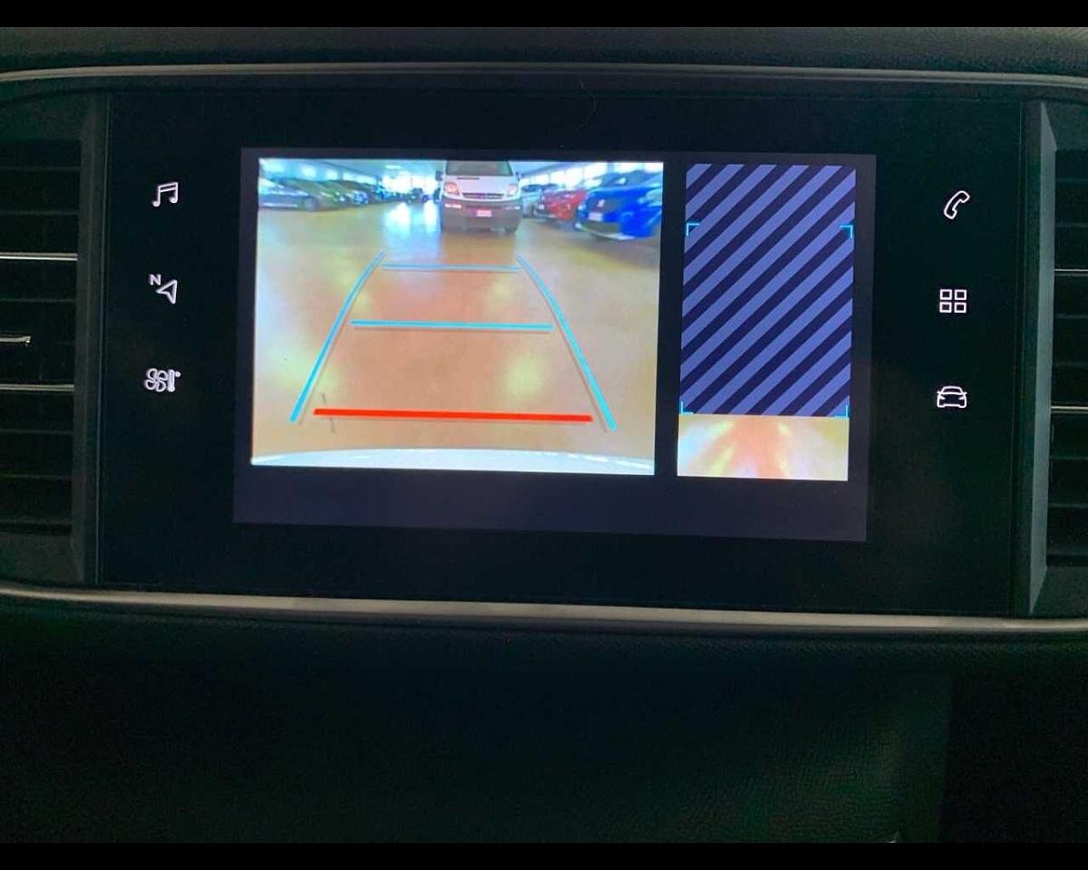 Peugeot Peugeot 308 usata, con fari full led