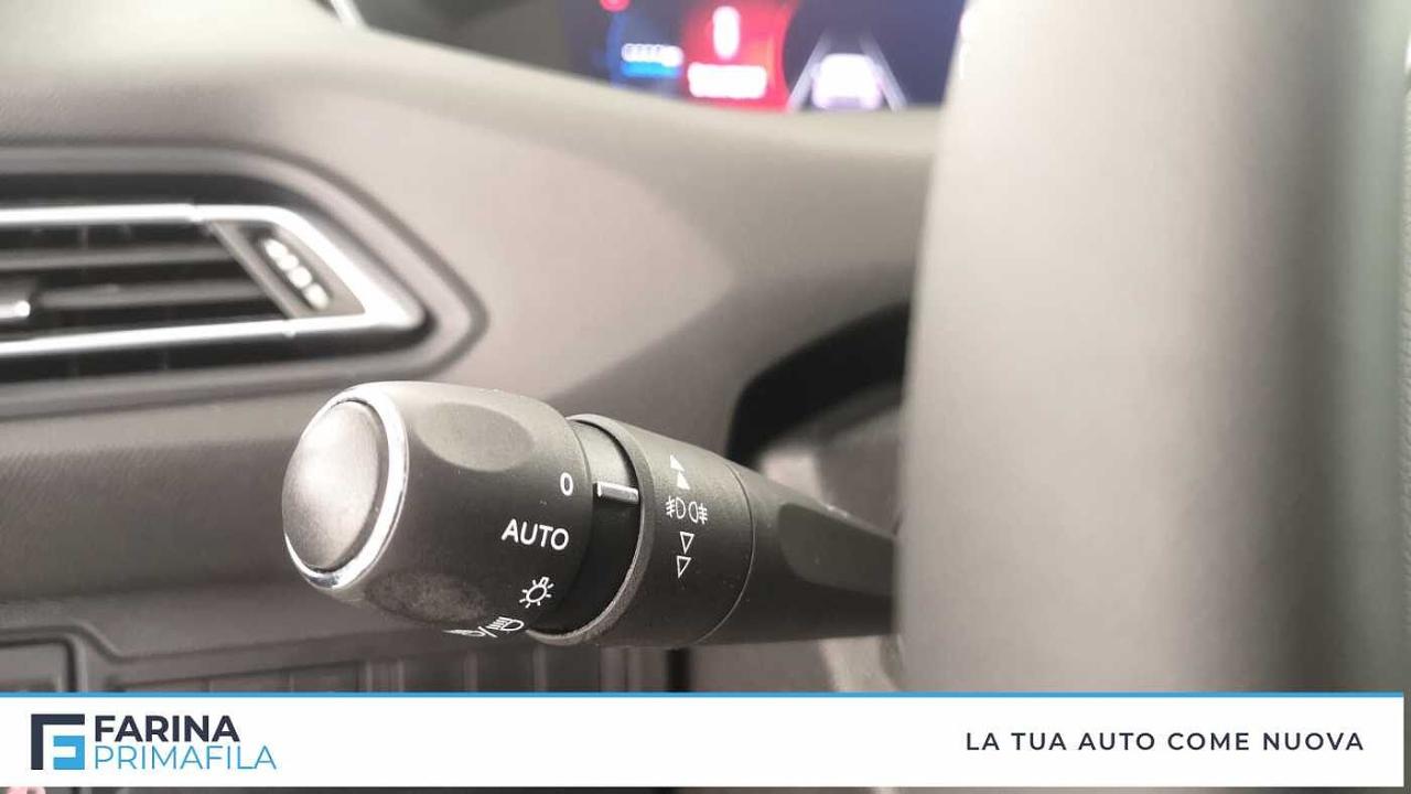 Peugeot Peugeot 308 usata, con luci diurne a led