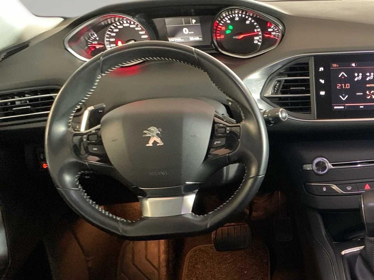 Peugeot Peugeot 308 usata, con Caricabatterie di bordo da 11 kW