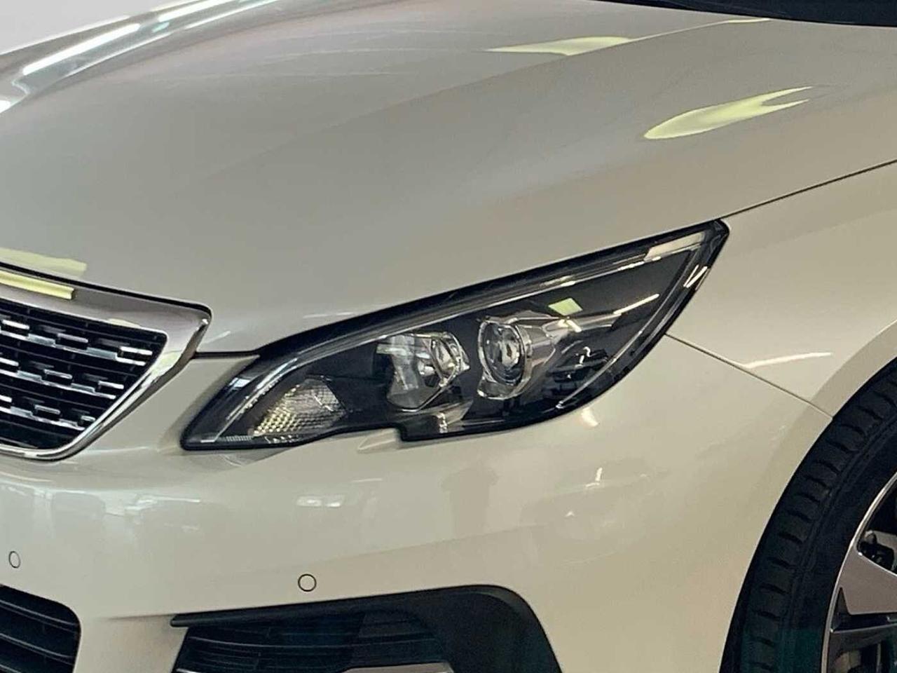 Peugeot Peugeot 308 usata, con GPS