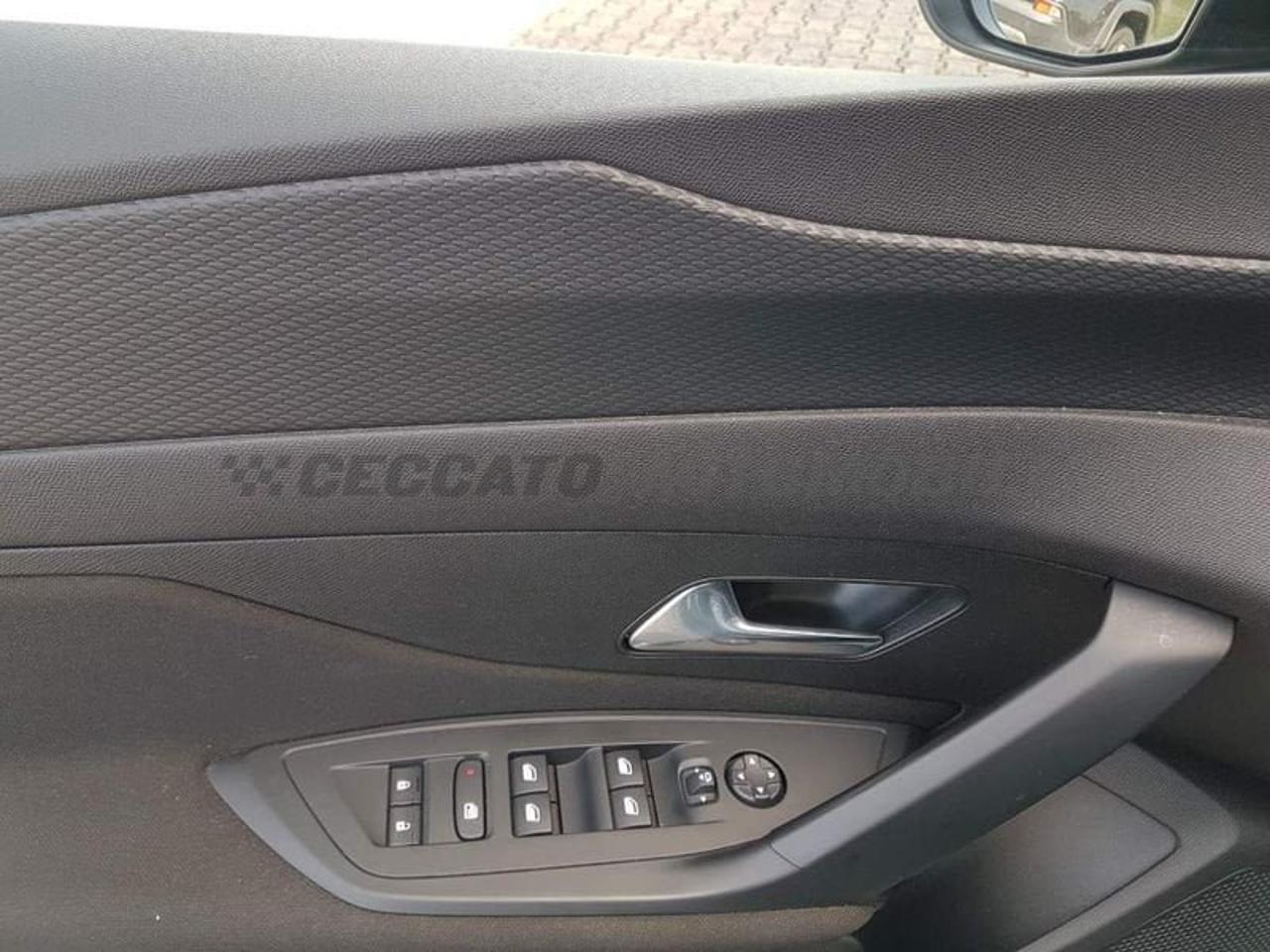 Peugeot Peugeot 308 usata, con Caricabatterie di bordo da 7,4 kW