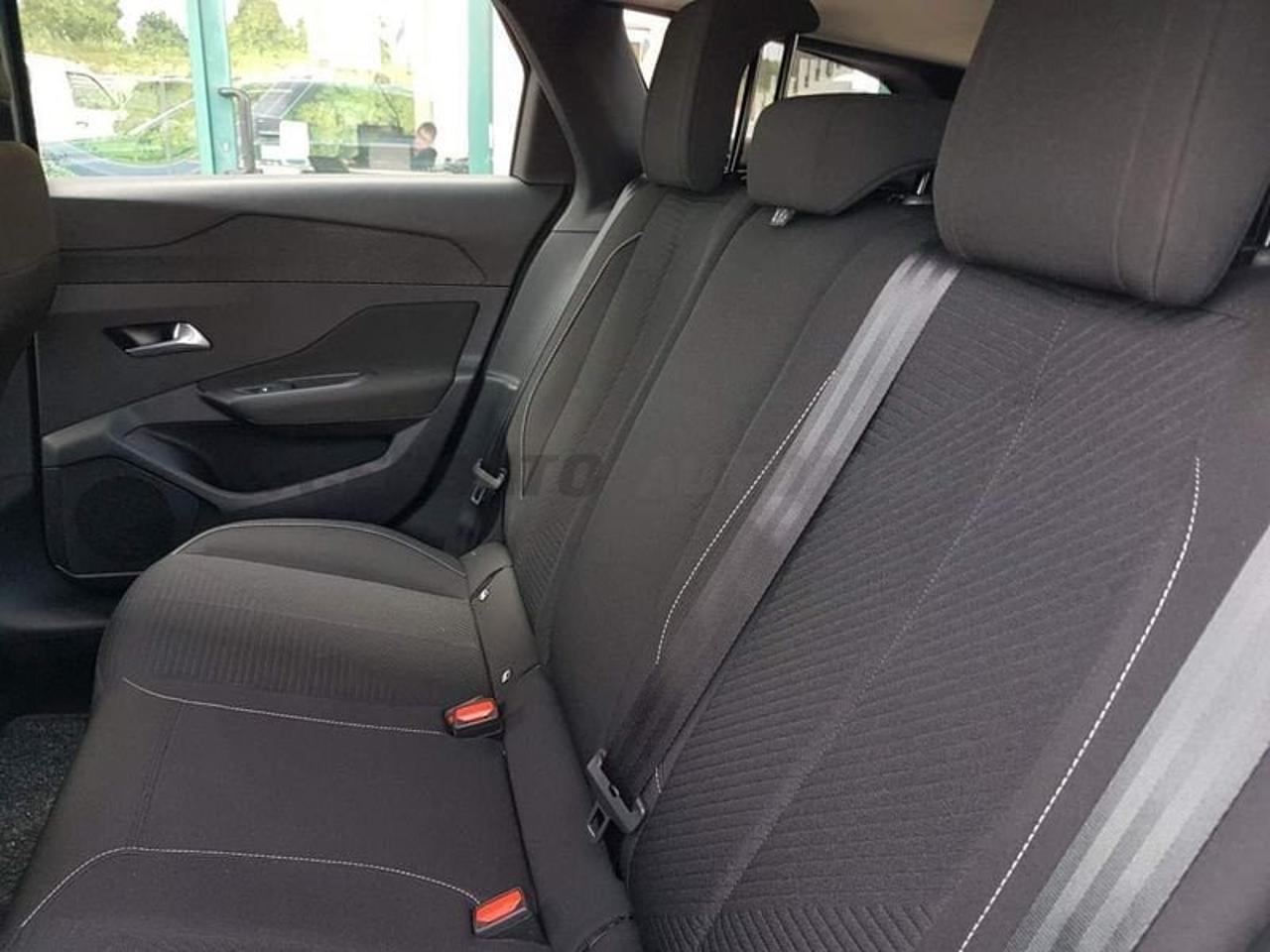 Peugeot Peugeot 308 usata, con GPS