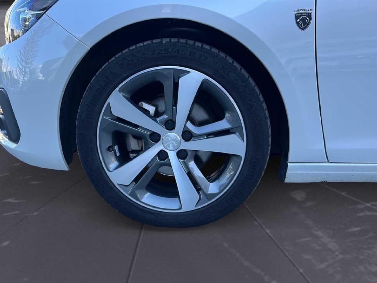 Peugeot Peugeot 308 usata, con Caricabatterie di bordo da 22 kW