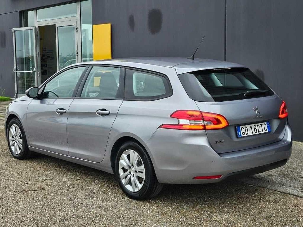 Peugeot Peugeot 308 usata 17