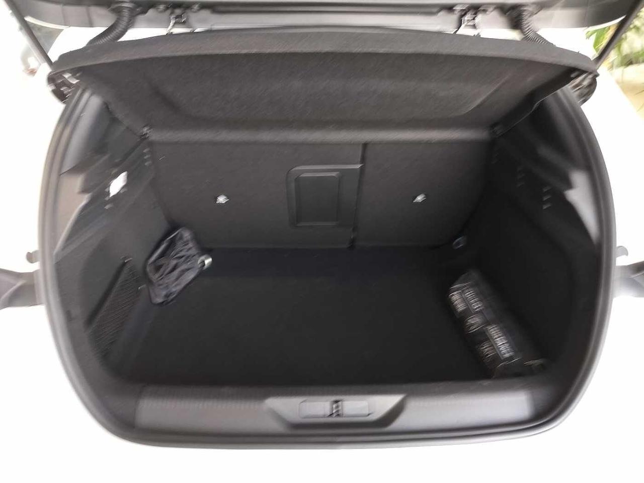 Peugeot Peugeot 308 usata, con GPS