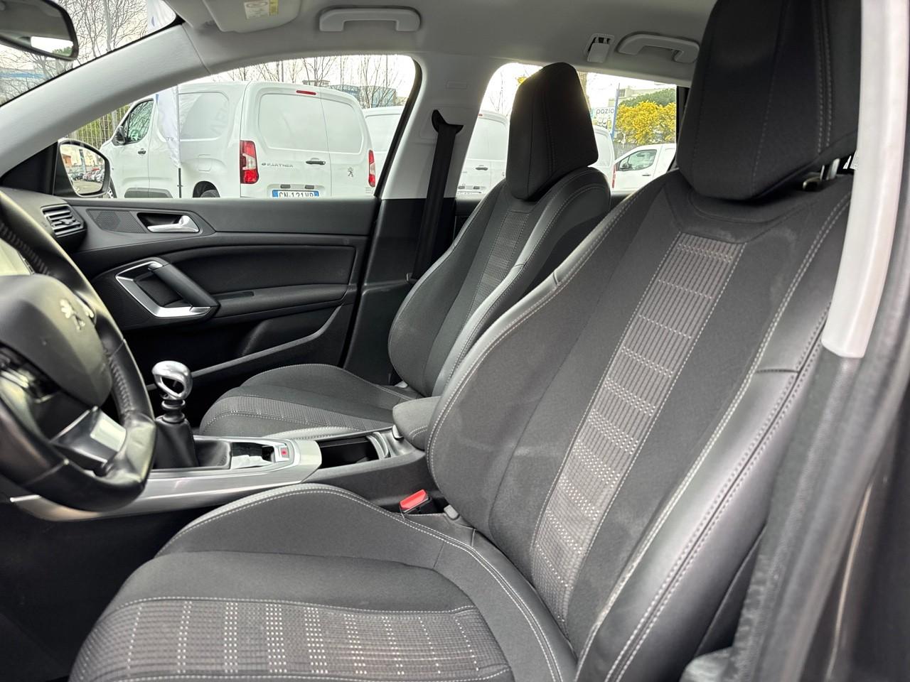 Peugeot Peugeot 308 usata 21