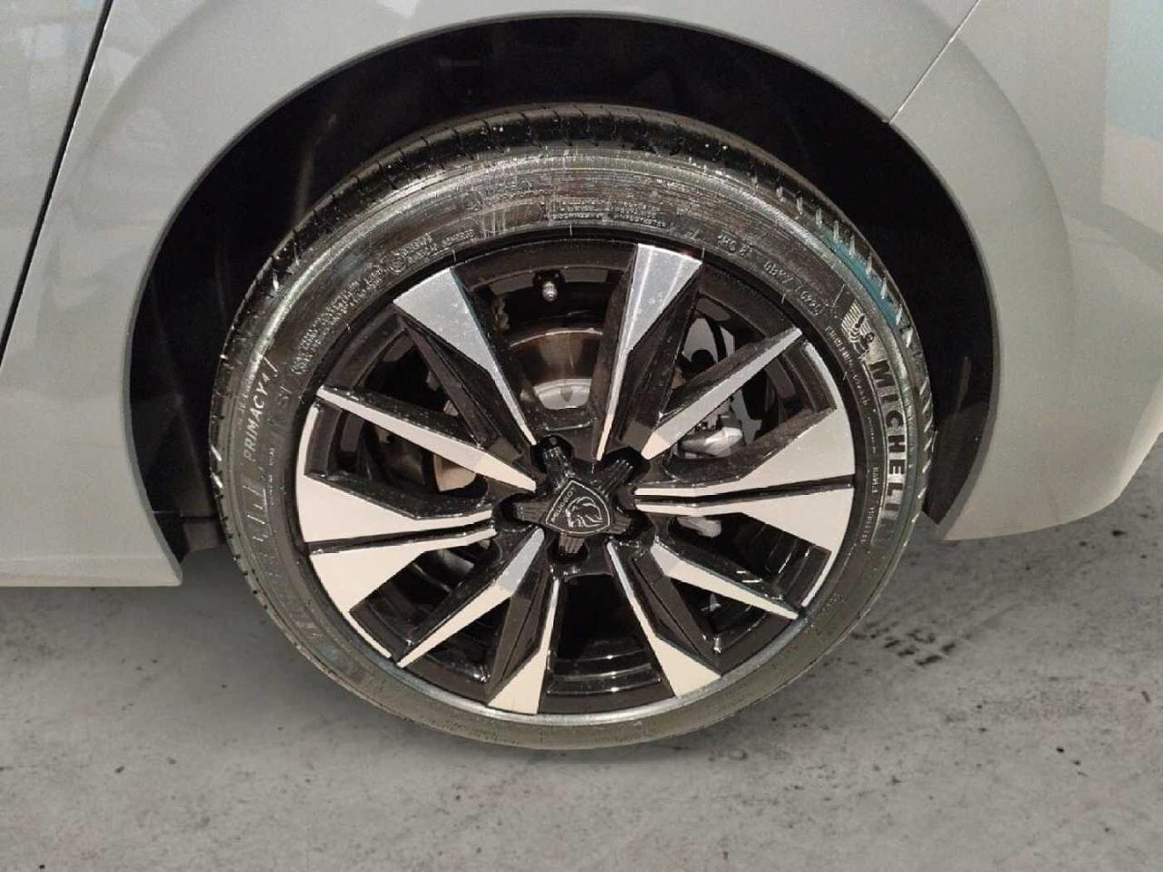 Peugeot Peugeot 308 usata 18