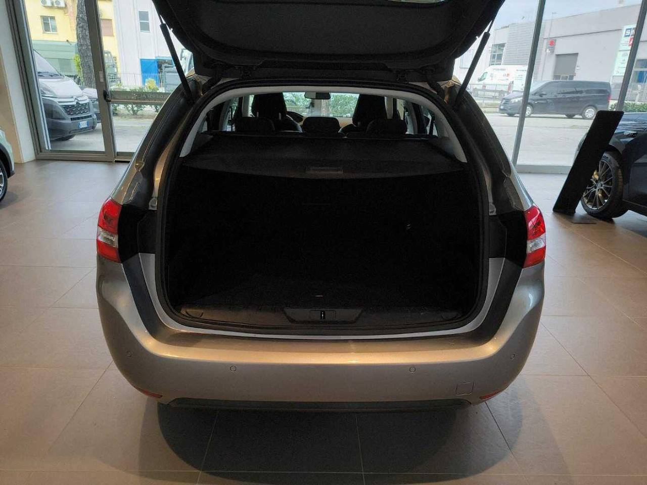 Peugeot Peugeot 308 usata 16