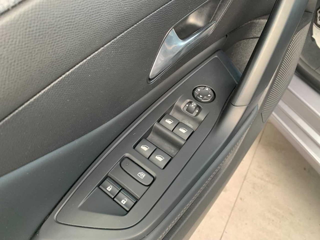 Peugeot Peugeot 308 usata 10
