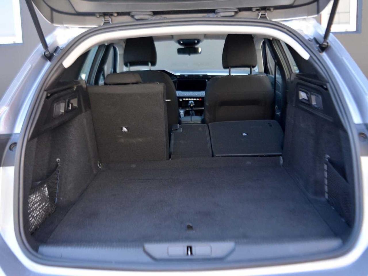 Peugeot Peugeot 308 usata, con rilevazione dei segnali stradali