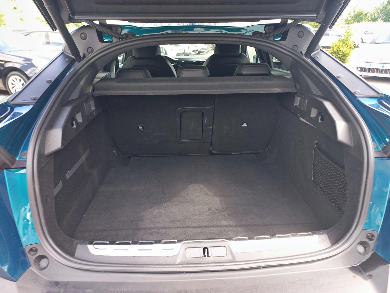 Peugeot Peugeot 408 usata, con bracciolo anteriore