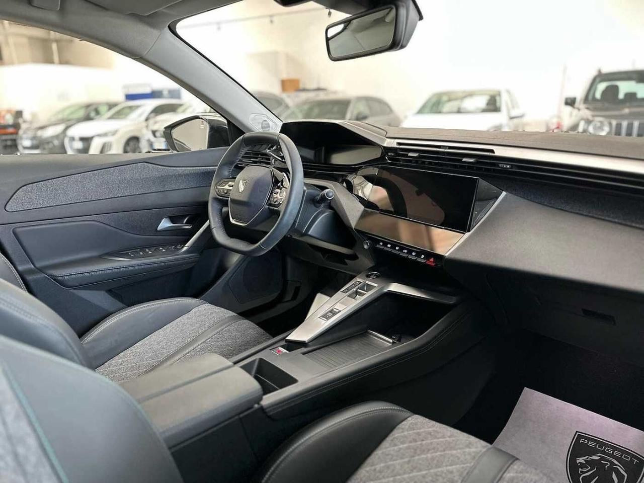 Peugeot Peugeot 408 usata, con android auto & apple carplay