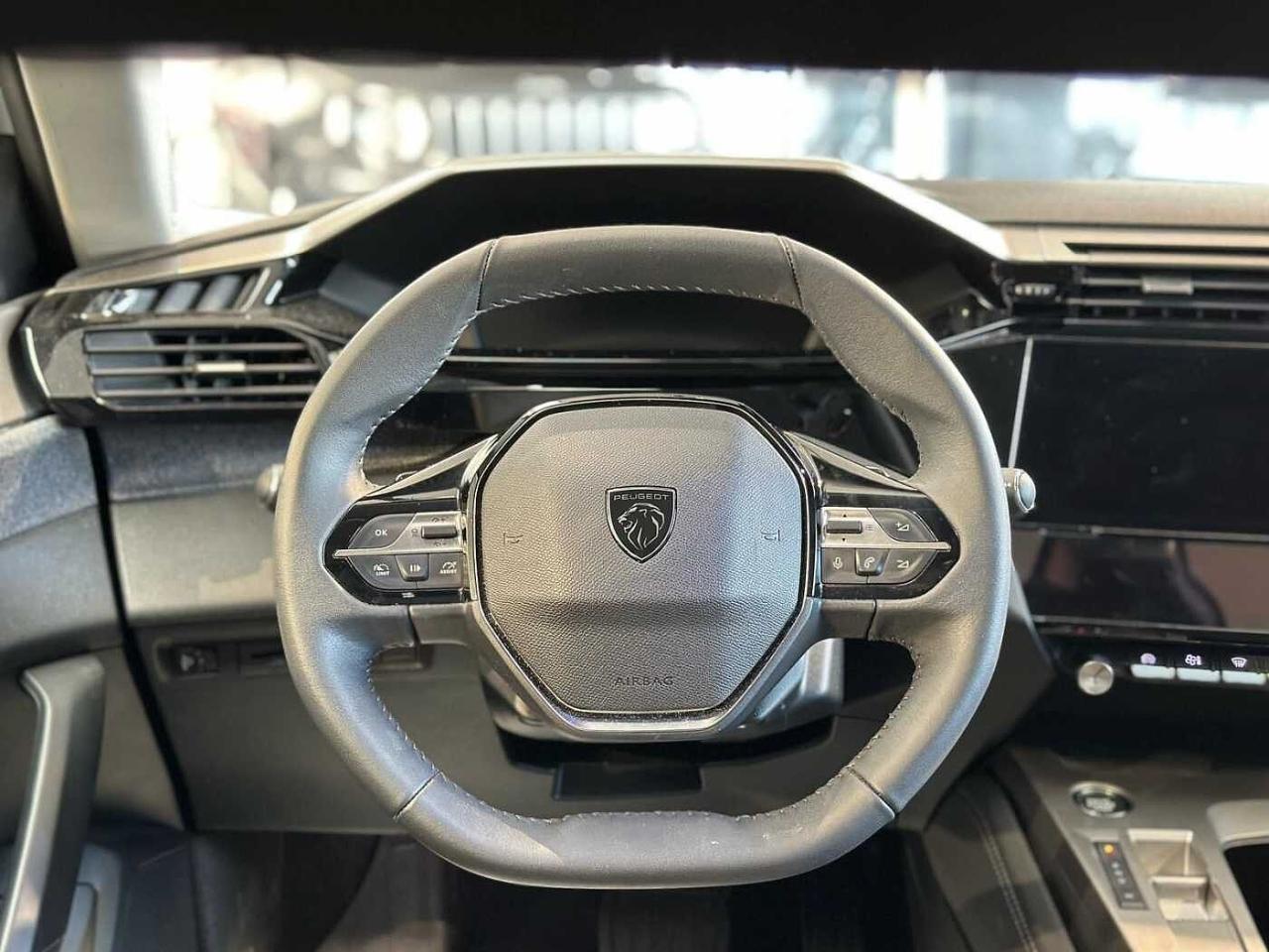 Peugeot Peugeot 408 usata, con follow me home automatico
