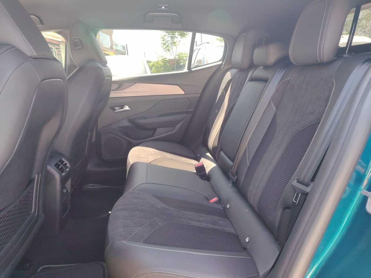 Peugeot Peugeot 408 usata, con 5 porte