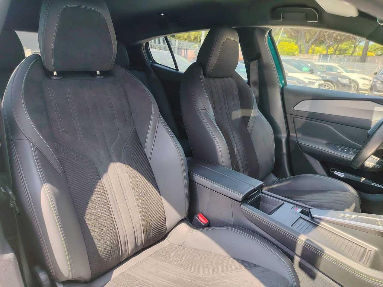 Peugeot Peugeot 408 usata, con dab radio