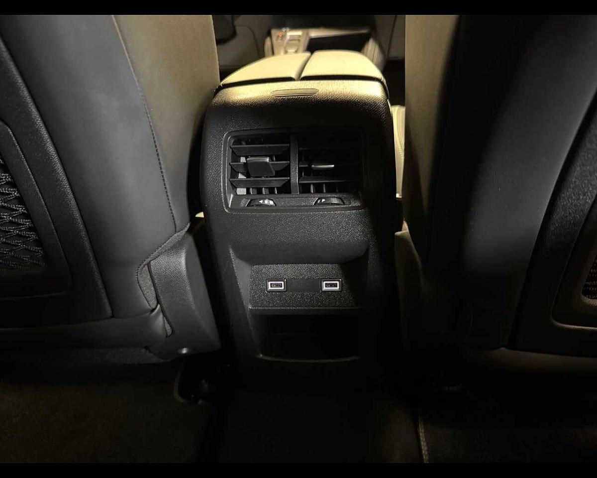 Peugeot Peugeot 408 usata, con sensori luce