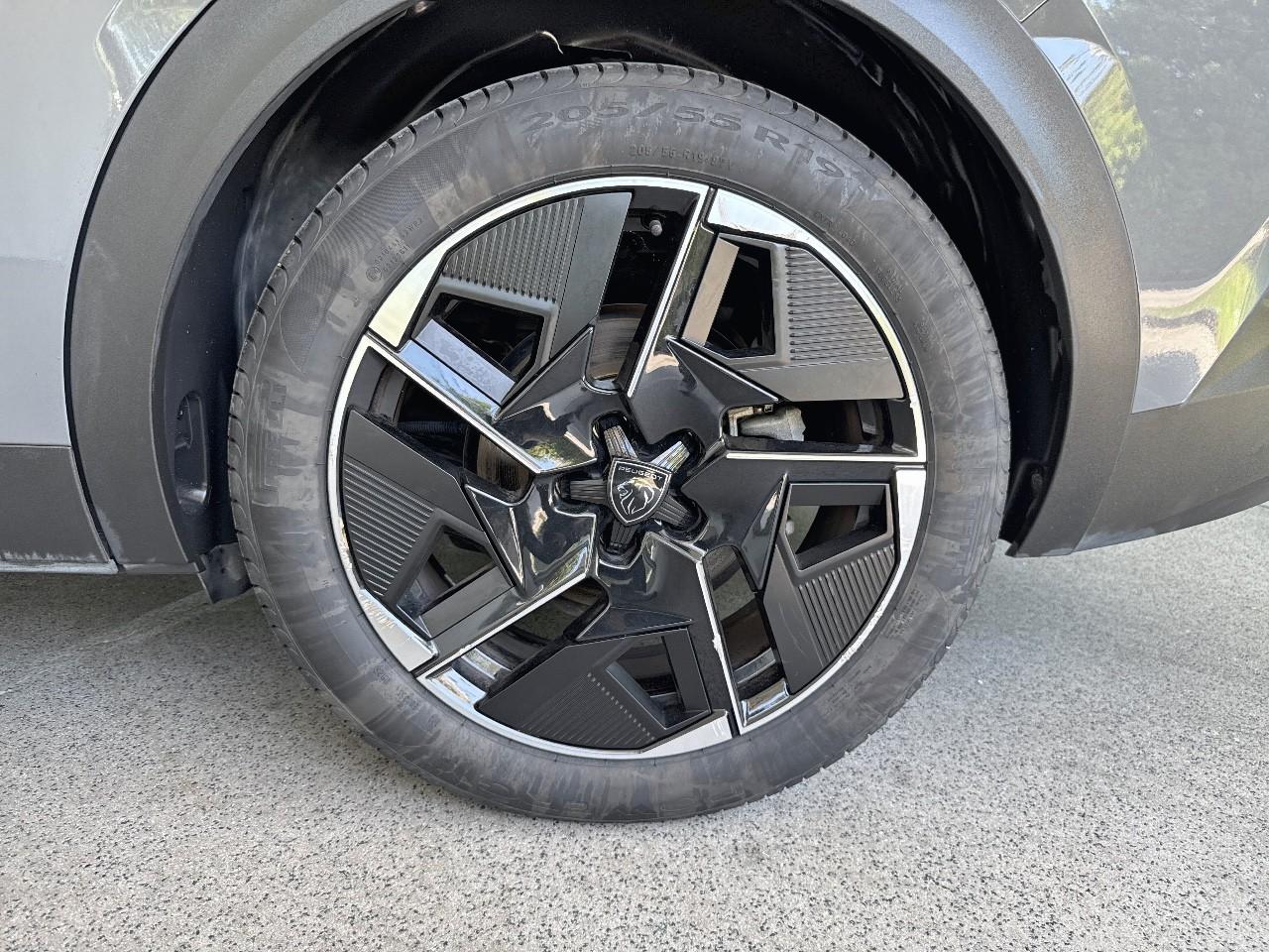 Peugeot Peugeot 408 usata, con GPS