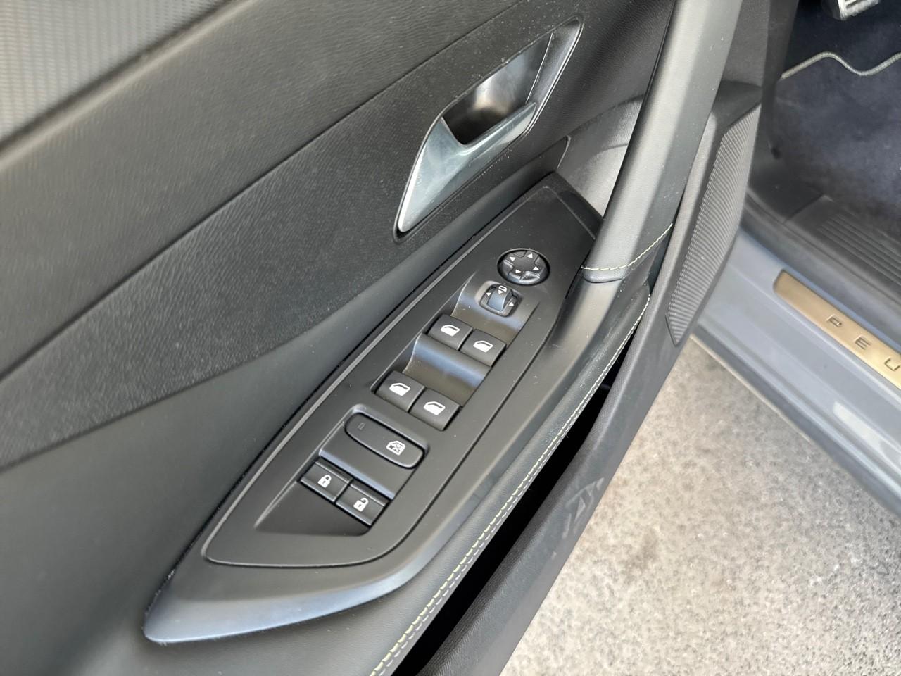 Peugeot Peugeot 408 usata, con Mirror Screen