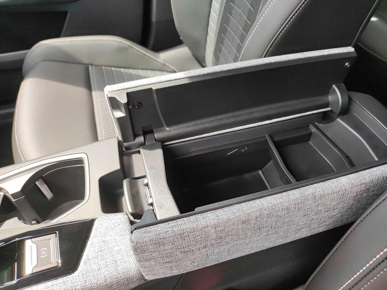 Peugeot Peugeot 5008 usata 13