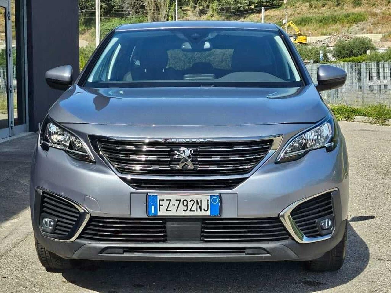 Peugeot Peugeot 5008 usata, con coprivano bagagli