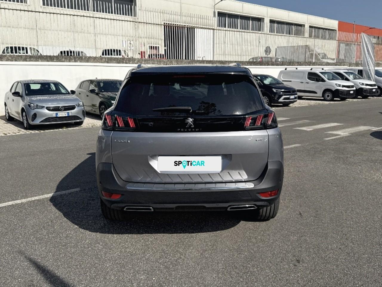 Peugeot Peugeot 5008 usata, con bracciolo anteriore