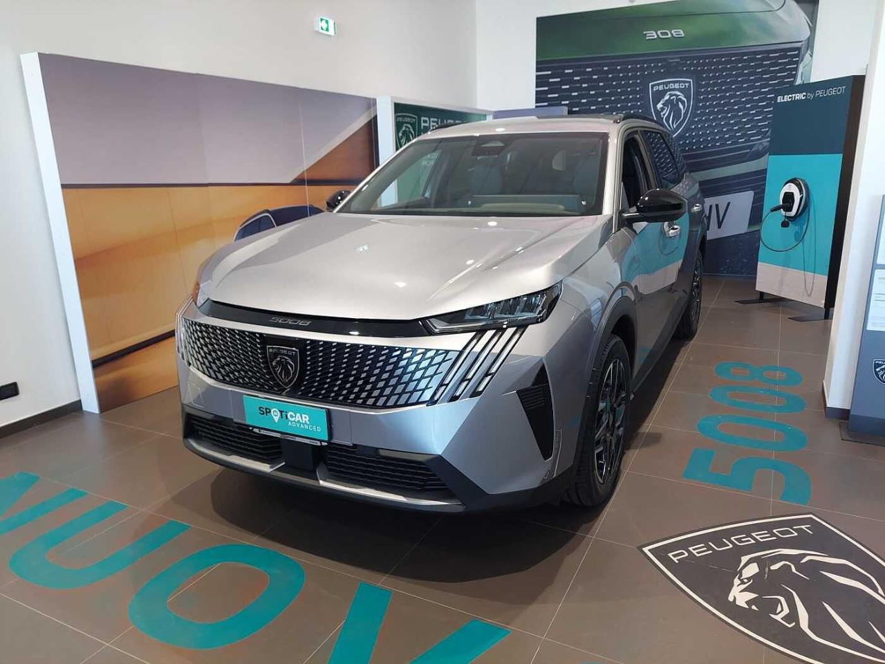 Peugeot Peugeot 5008 5008 Hybrid 145 e-DCS6 Allure KM0