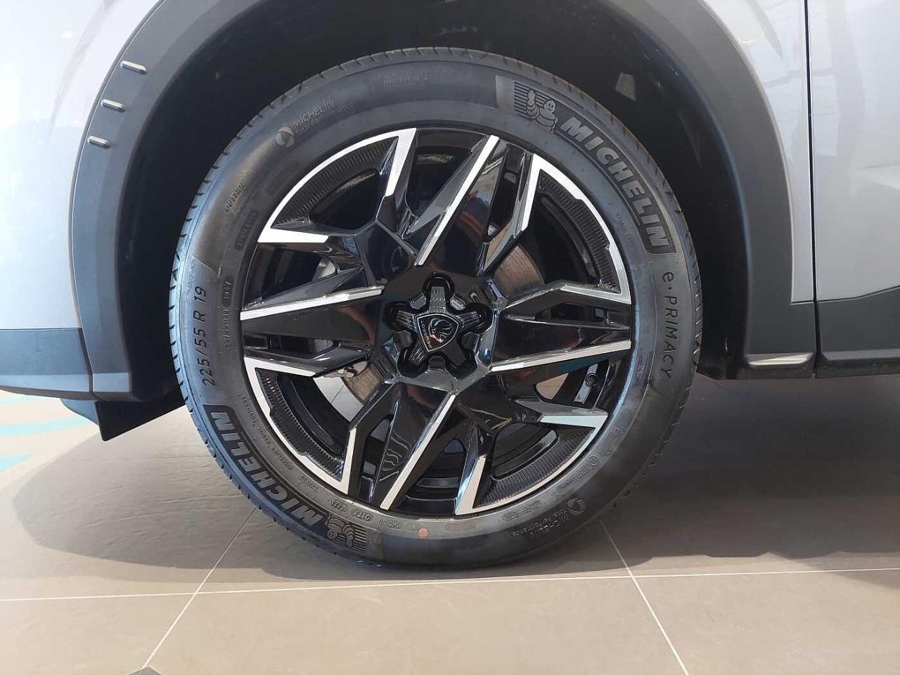 Peugeot Peugeot 5008 usata, con Fari posteriori LED con firma luminosa a tre artigli