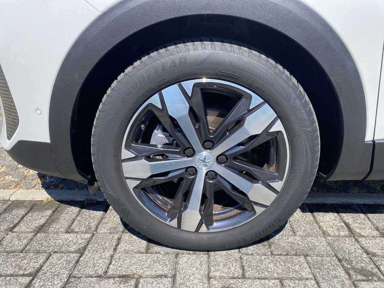 Peugeot Peugeot 5008 usata, con 4 cilindri