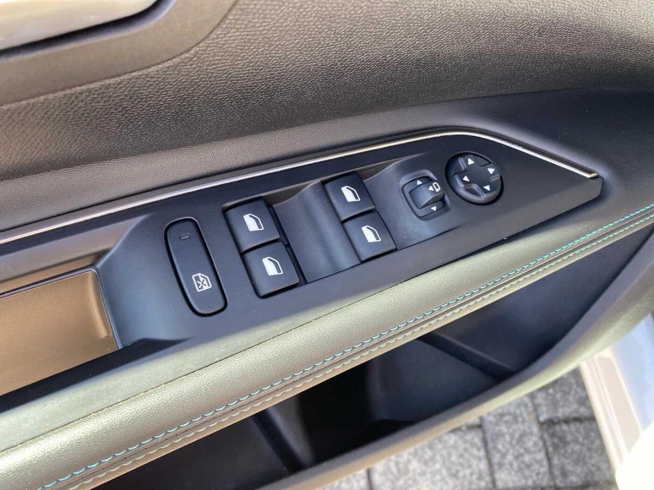 Peugeot Peugeot 5008 usata 19
