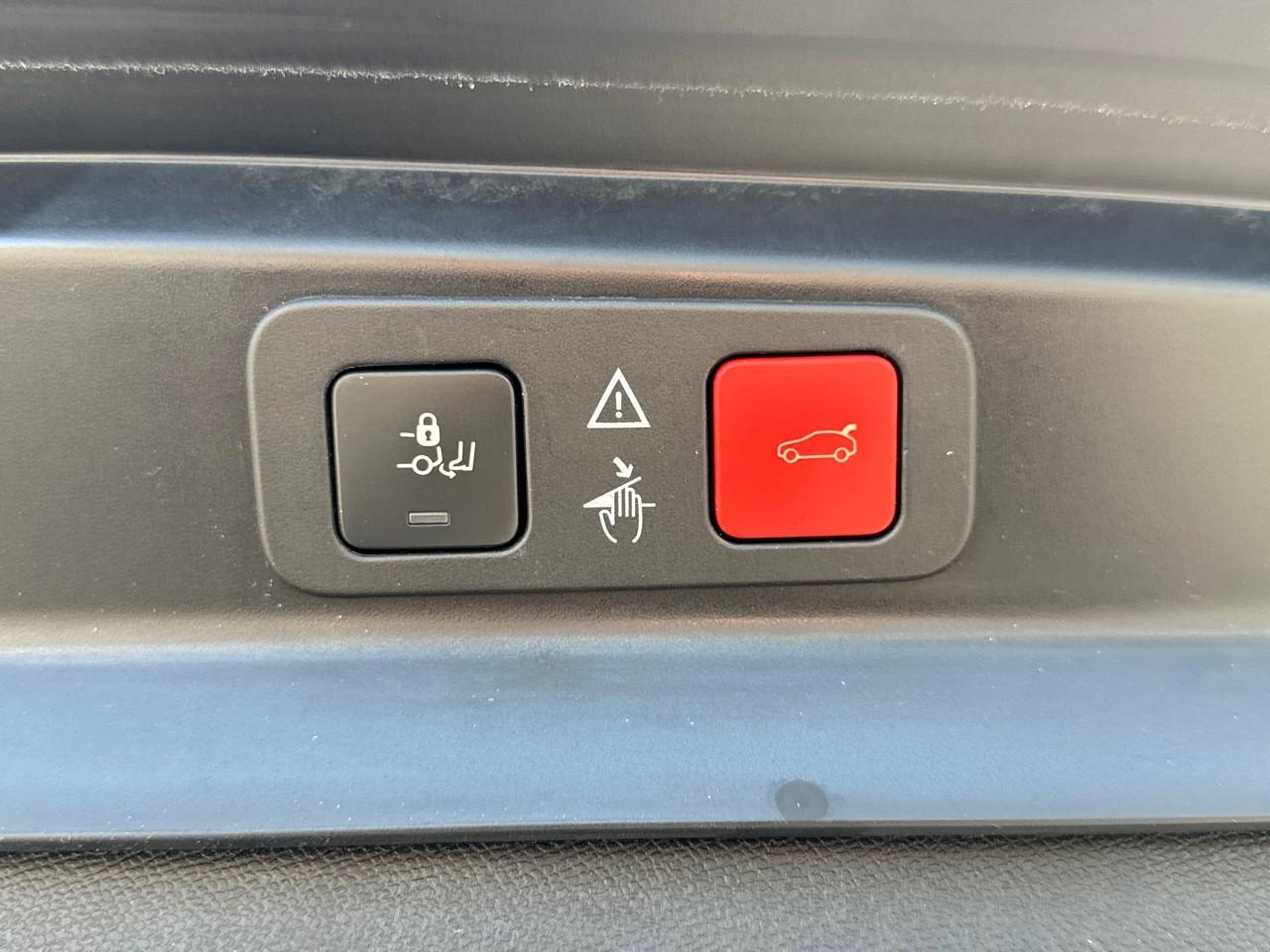 Peugeot Peugeot 5008 usata, con avviso superamento corsia attivazione sterzo