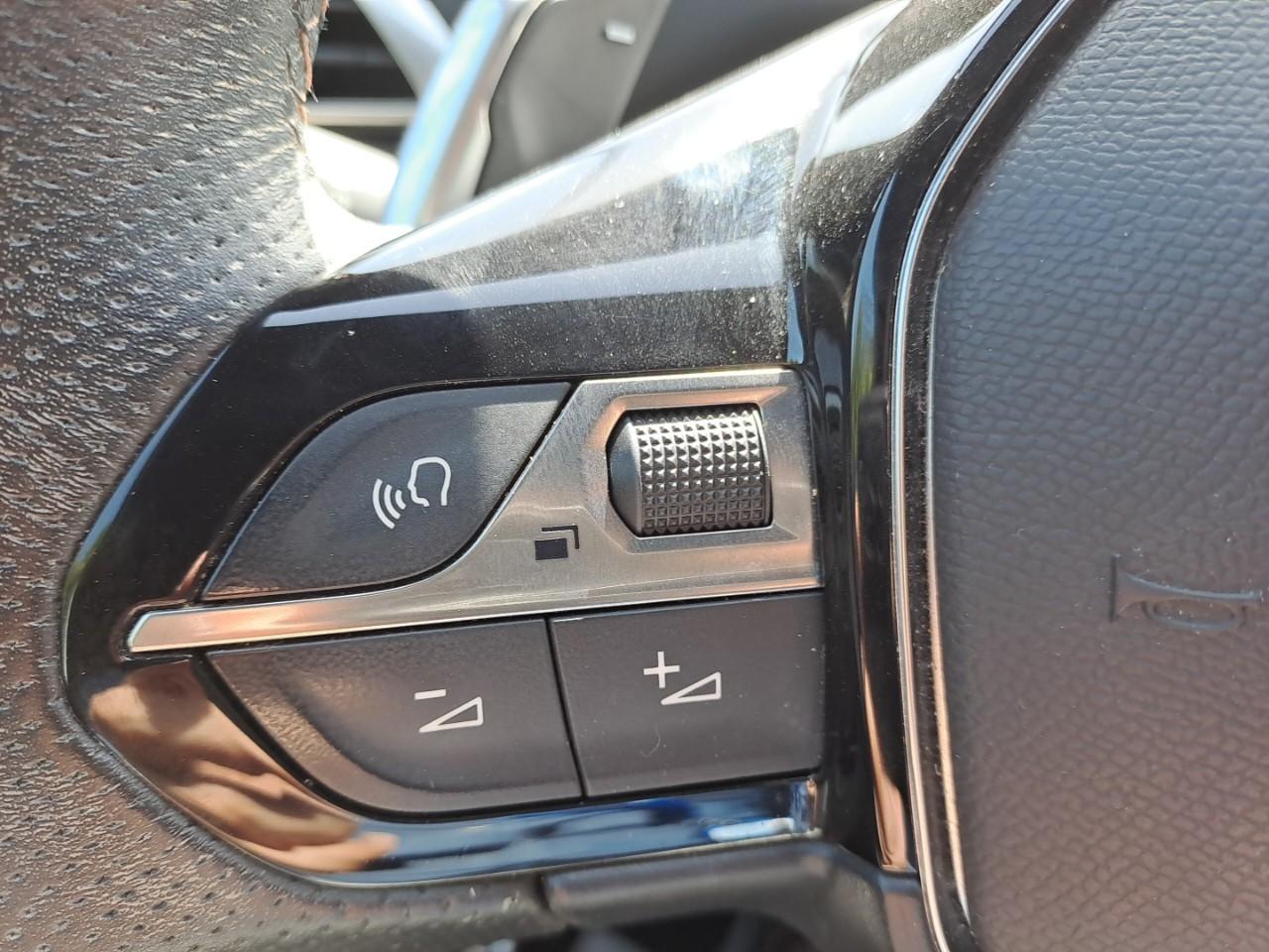 Peugeot Peugeot 5008 usata, con airbags 6