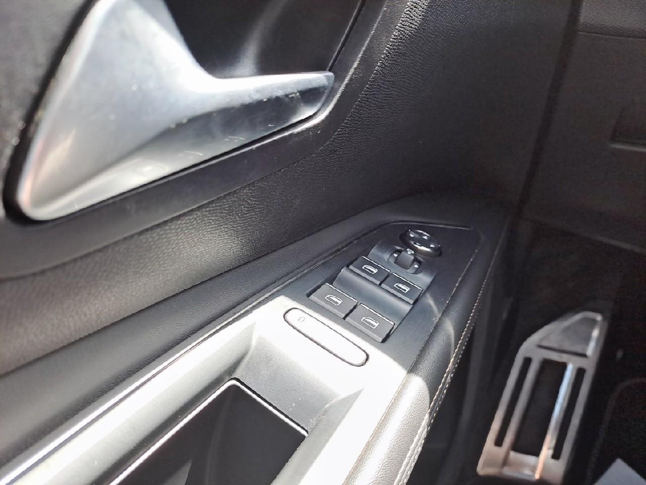 Peugeot Peugeot 5008 usata, con assistenza al parcheggio posteriore e con monitor
