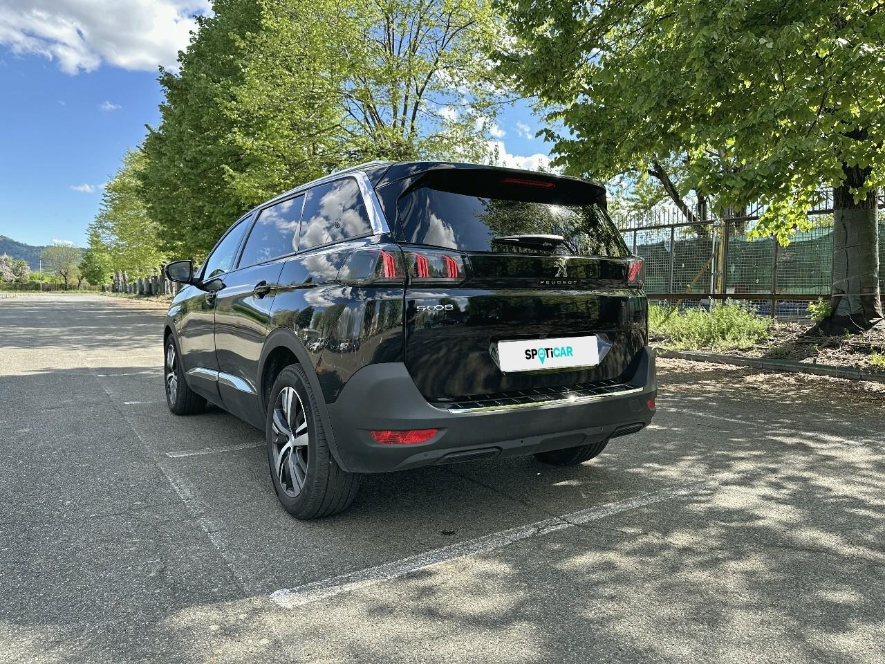 Peugeot Peugeot 5008 usata, con chiamata di emergenza