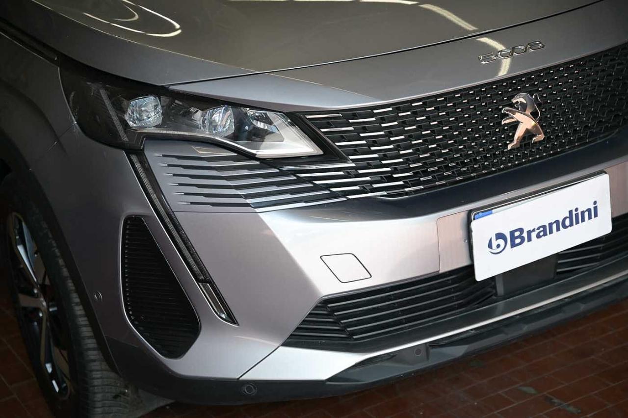 Peugeot Peugeot 5008 usata, con 2 sedili in terza fila (ribaltabili a scomparsa ed estraibili)