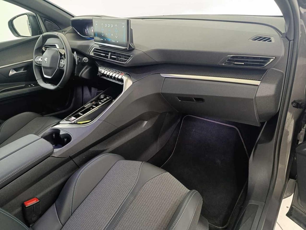 Peugeot Peugeot 5008 usata, con sistema di navigazione