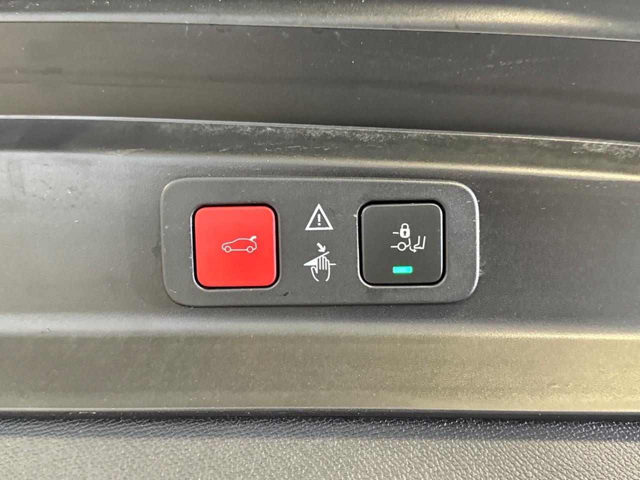 Peugeot Peugeot 5008 usata, con airbag laterali a tendina ant./post.