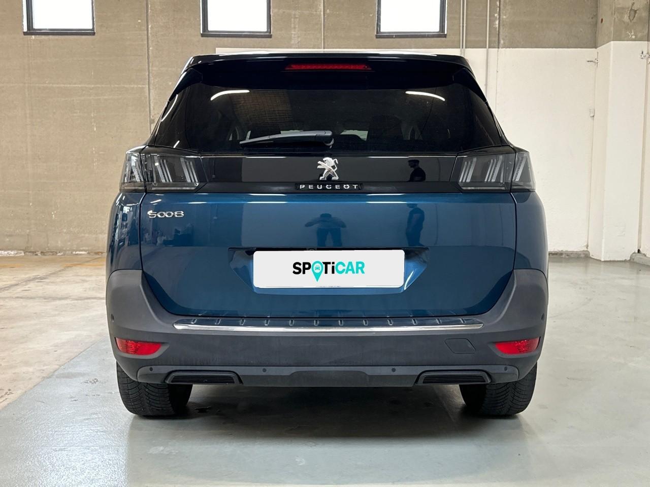 Peugeot Peugeot 5008 usata, con bracciolo anteriore