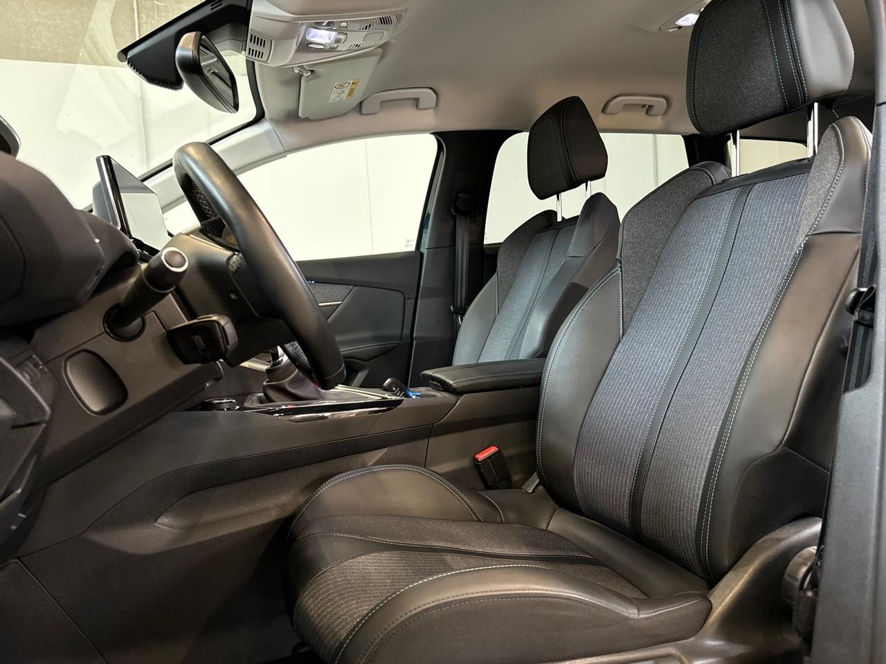Peugeot Peugeot 5008 usata, con cinture sicurezza post. conducente, cinture sicurezza post. passeggero, cinture sicurezza post. centrale a 3 punti