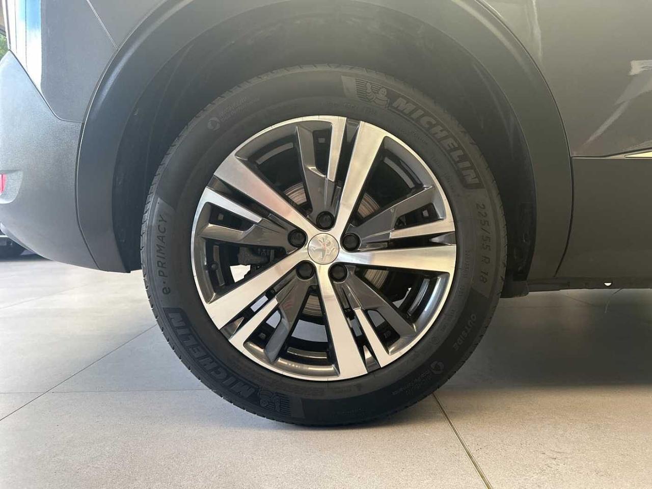 Peugeot Peugeot 5008 usata, con trazione anteriore