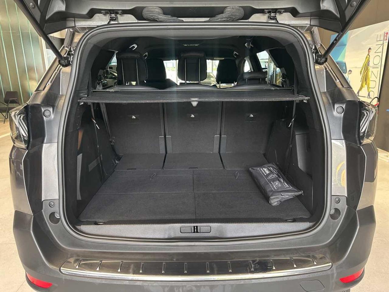 Peugeot Peugeot 5008 usata 18