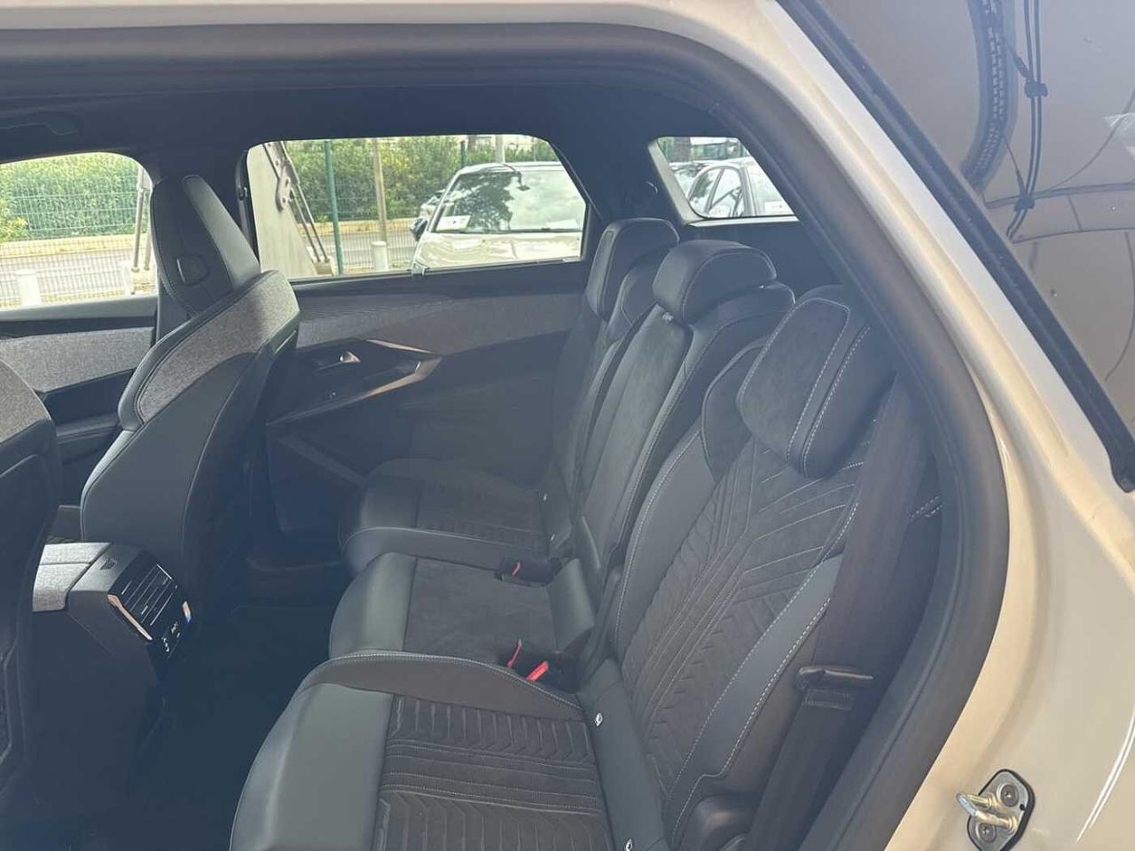 Peugeot Peugeot 5008 usata 4
