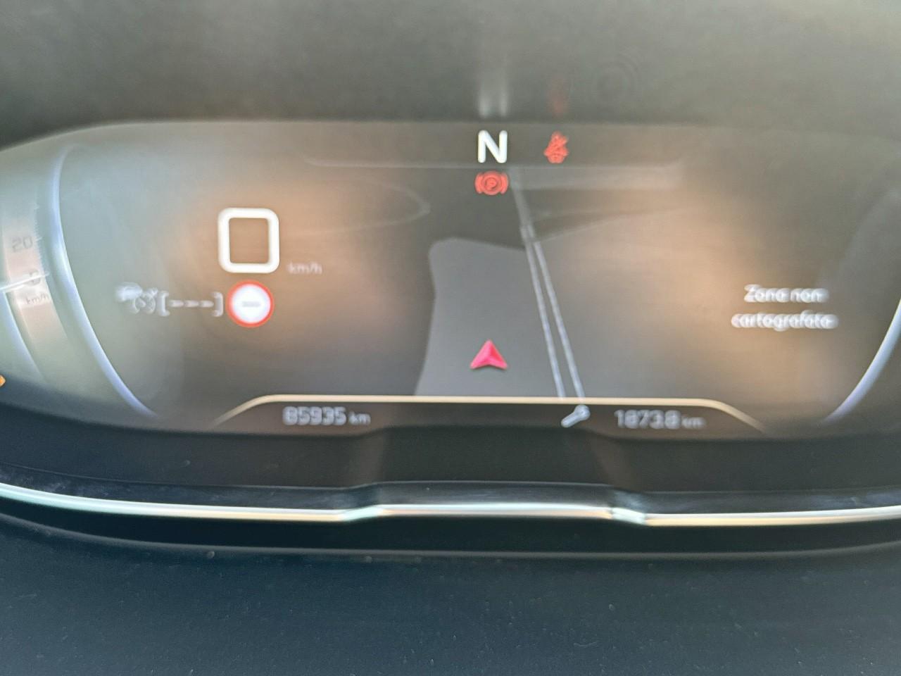 Peugeot Peugeot 5008 usata, con attivazione vocale include sistema audio, include comandi telefono e include comandi sistema navigazione