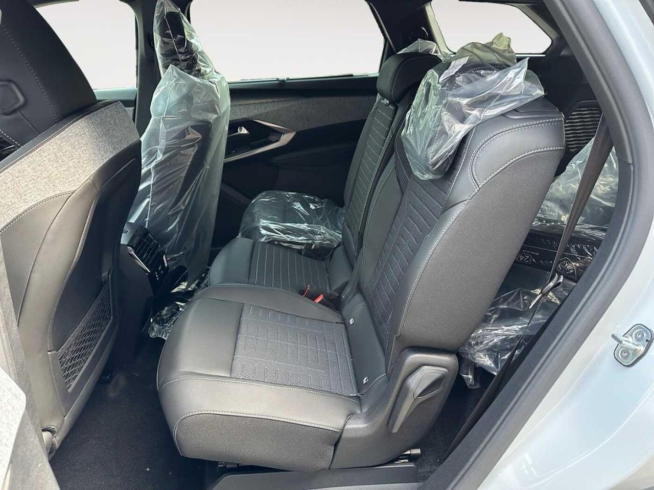 Peugeot Peugeot 5008 usata, con 4 Maniglie interne al tetto