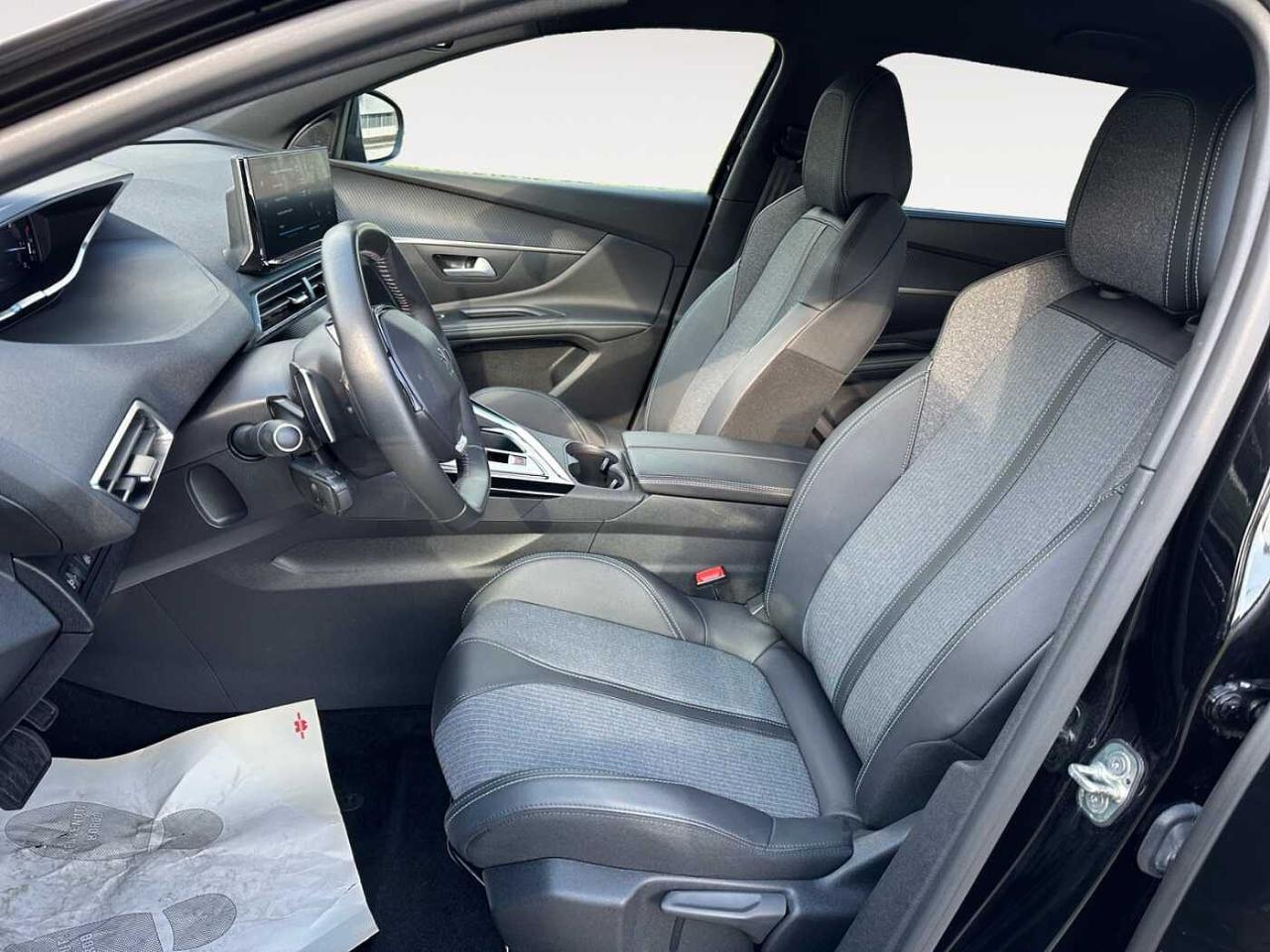 Peugeot Peugeot 5008 usata, con 4 cilindri