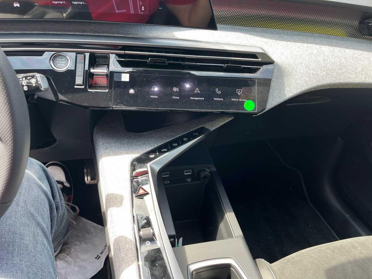 Peugeot Peugeot 5008 usata, con cerchi in lega leggera