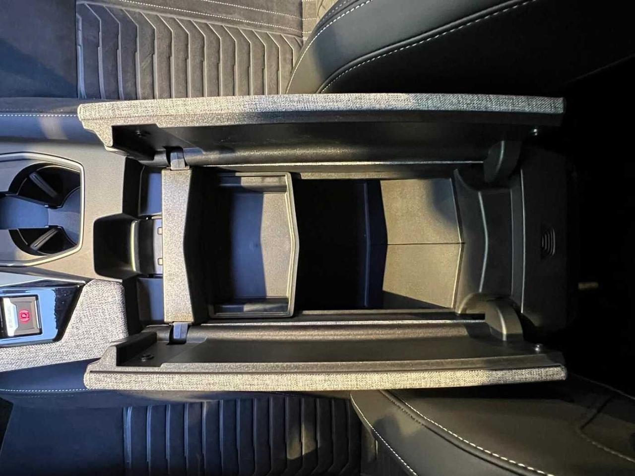 Peugeot Peugeot 5008 usata 10