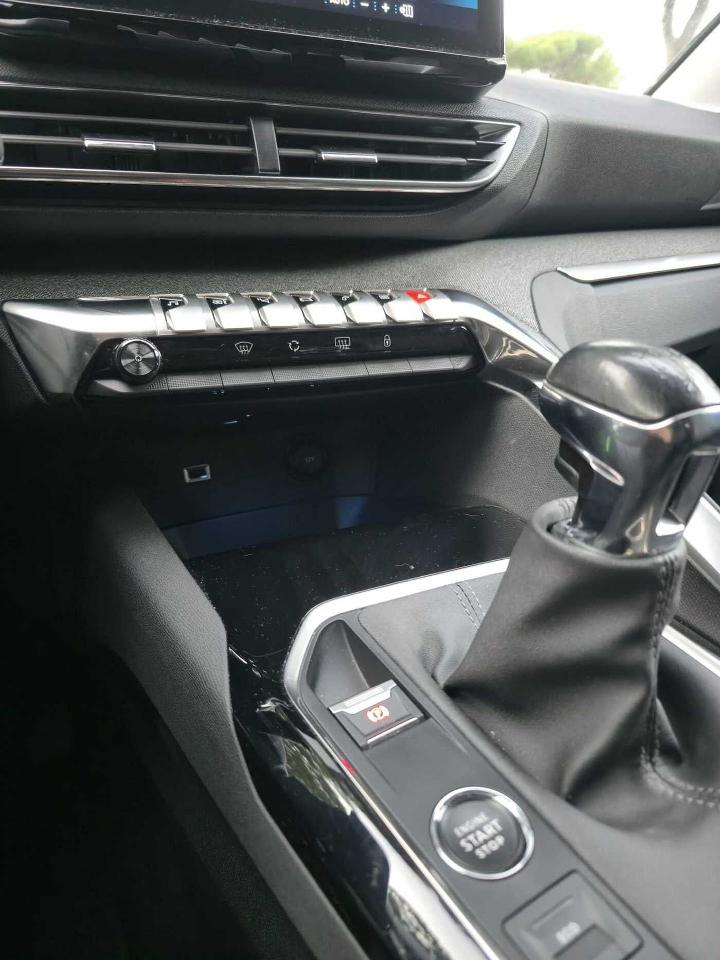 Peugeot Peugeot 5008 usata 19