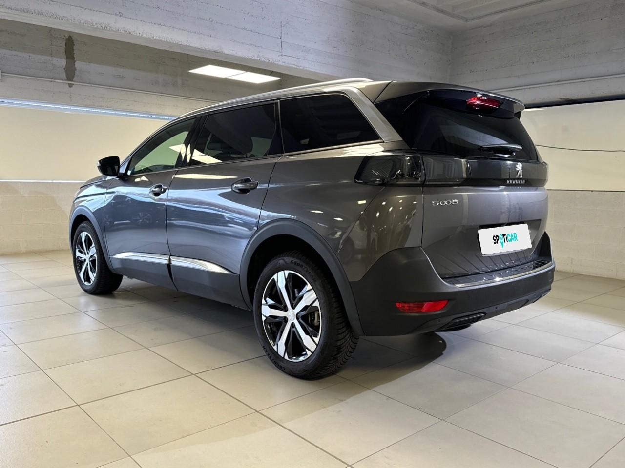 Peugeot Peugeot 5008 usata 18